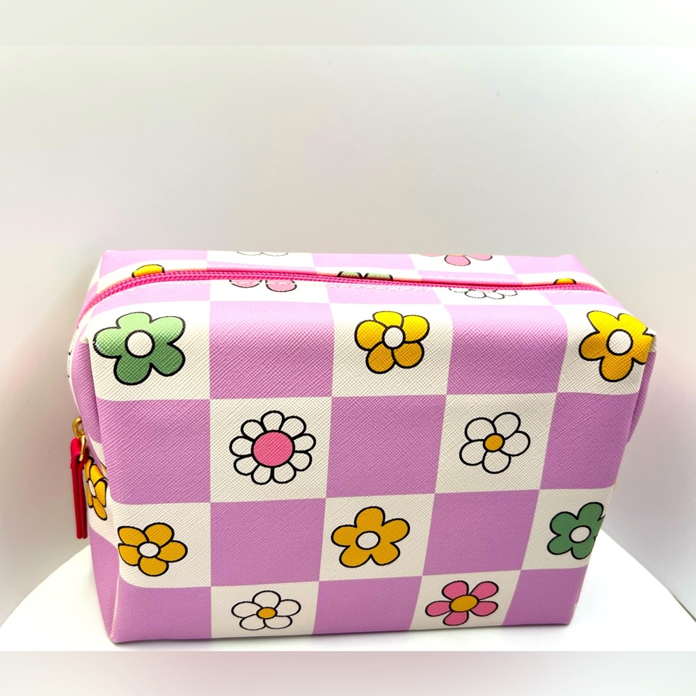 🦋$6 ~ Ulta Beauty Vinyl Cosmetics Case ~ Daisy Checkered Checkers Makeup Bag